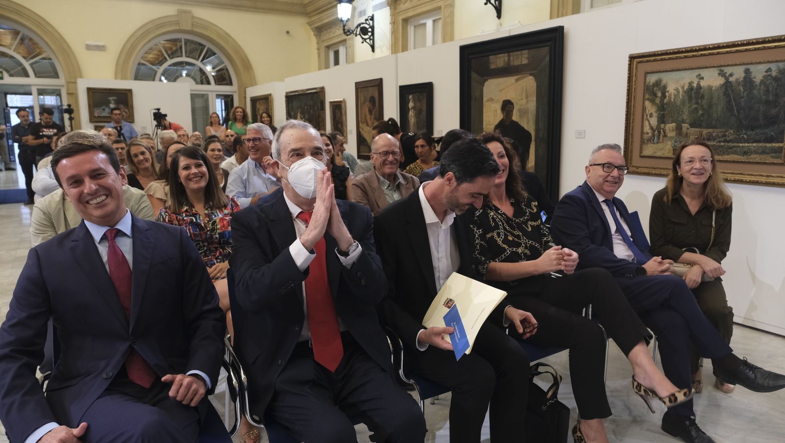 Imágenes de la entrega del Escudo de Oro de la Diputación de Almería a Ambrosio Sánchez