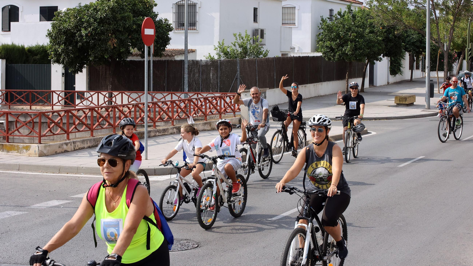 Búscate en el Día de la Bici Amistad por Jerez