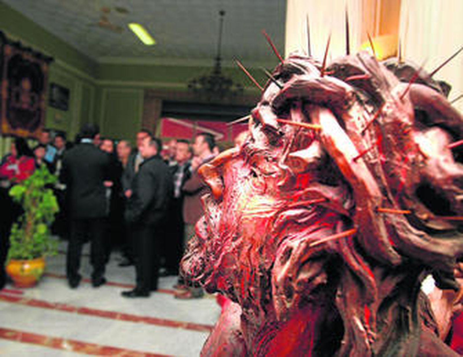 Detalle de una de las piezas expuestas en la muestra que estos días puede ser visitada en el Círculo.