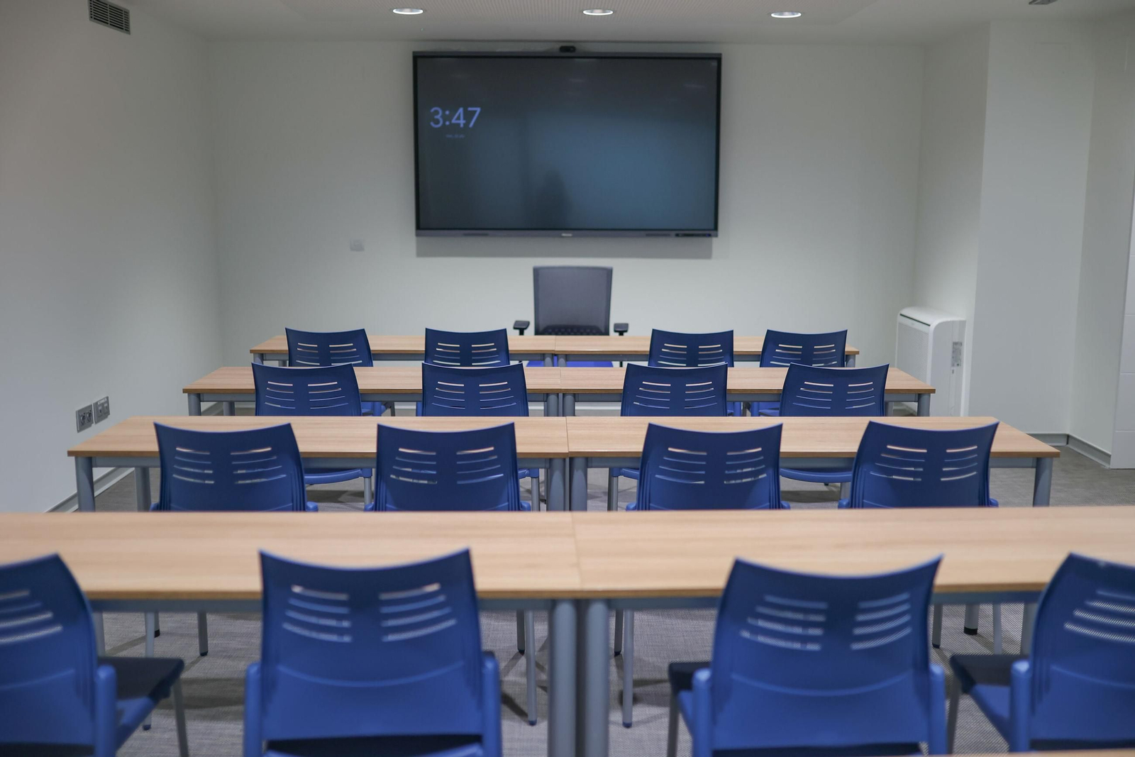 Las mejores imágenes de las nuevas instalaciones del Colegio Oficial de Enfermería de Granada