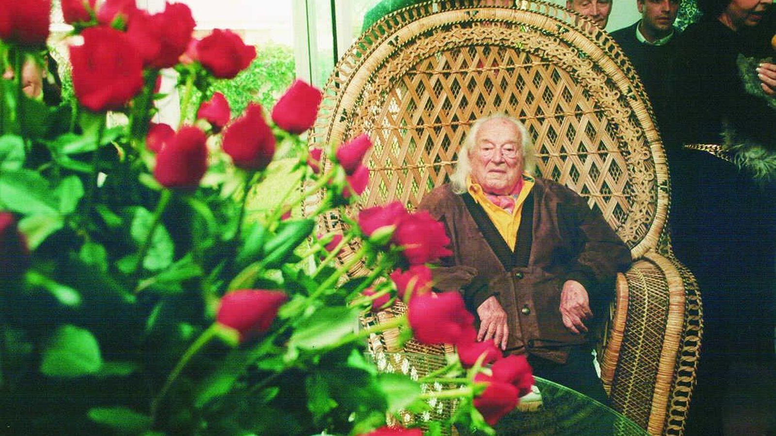 Rafael Alberti, fotografiado en su domicilio en El Puerto de Santa María. Rafael Alberti, fotografiado en su domicilio en El Puerto de Santa María.