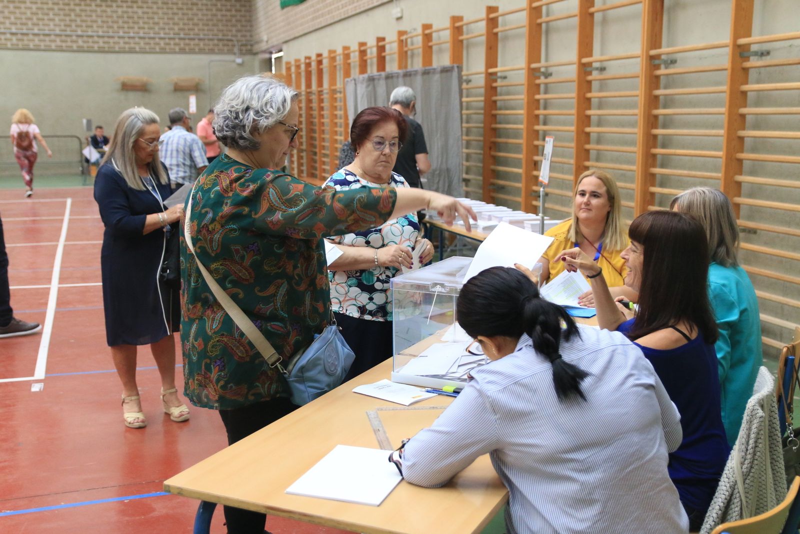 Imágenes de las votaciones en las Elecciones Municipales 2023, en Almería capital