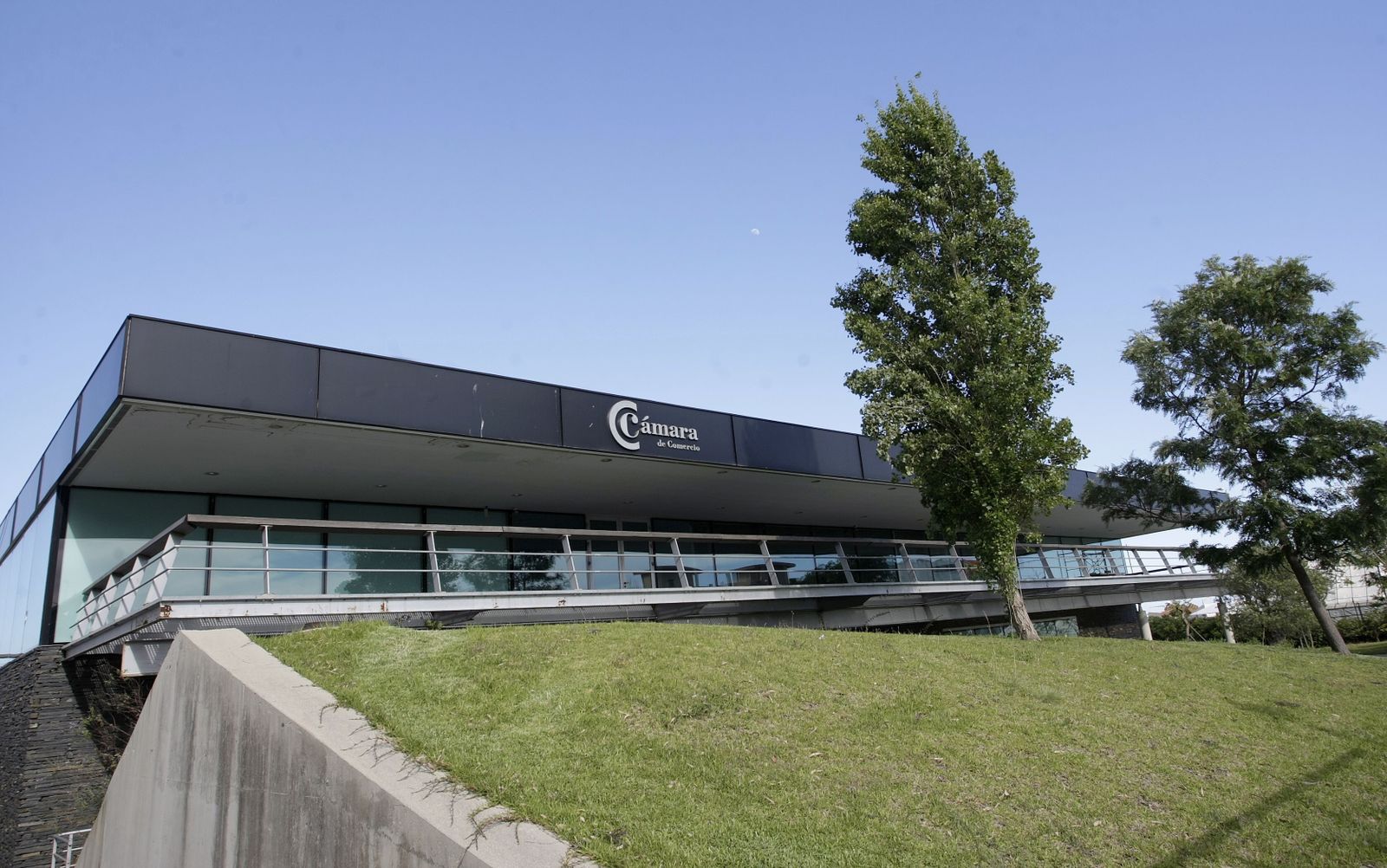 La Cámara de Comercio del Campo de Gibraltar.