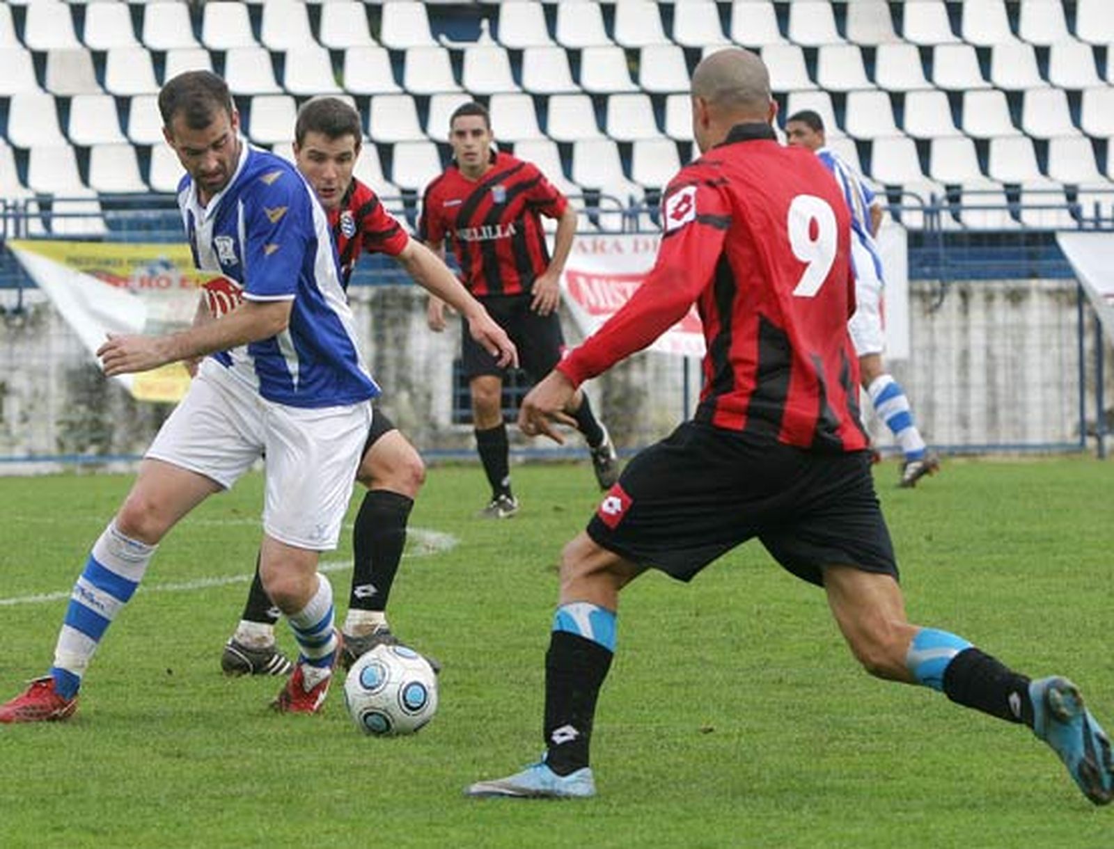 Bornes en un momento del encuentro. 

Foto: Vanesa Lobo