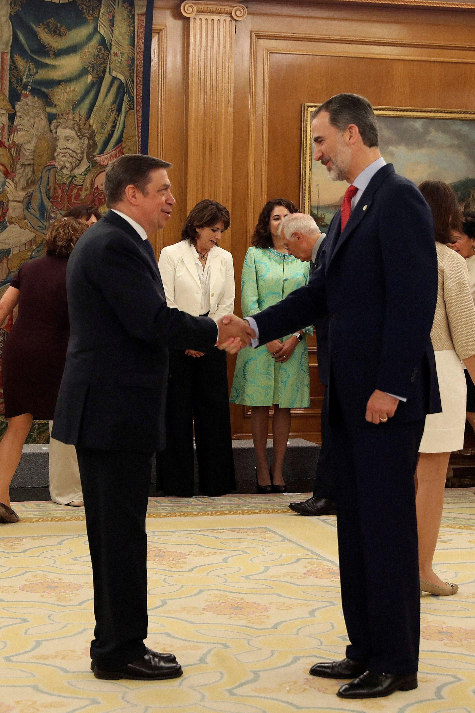 Las imágenes del acto de promesa de cargo de los ministros ante Felipe VI