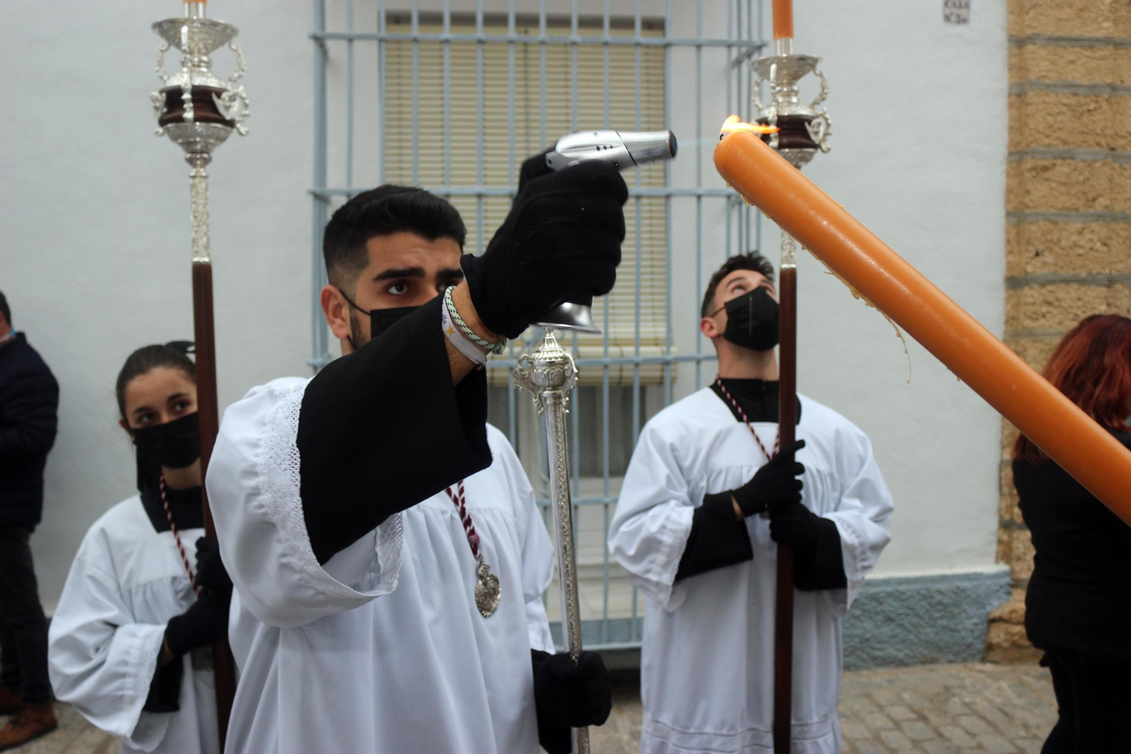 Las imágenes del Martes Santo en Puerto Real: Cristo del Perdón