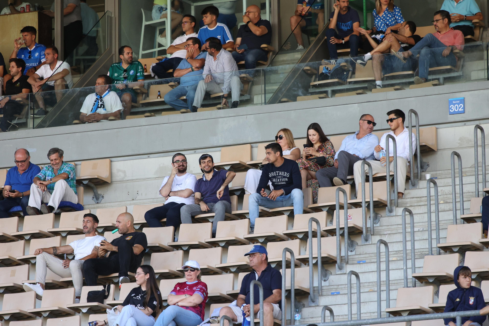 Búscate en el partido entre el Xerez DFC y Ceuta B en Chapín