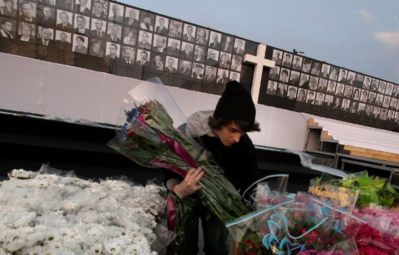 Polonia despide con una emotiva ceremonia a las víctimas de la tragedia