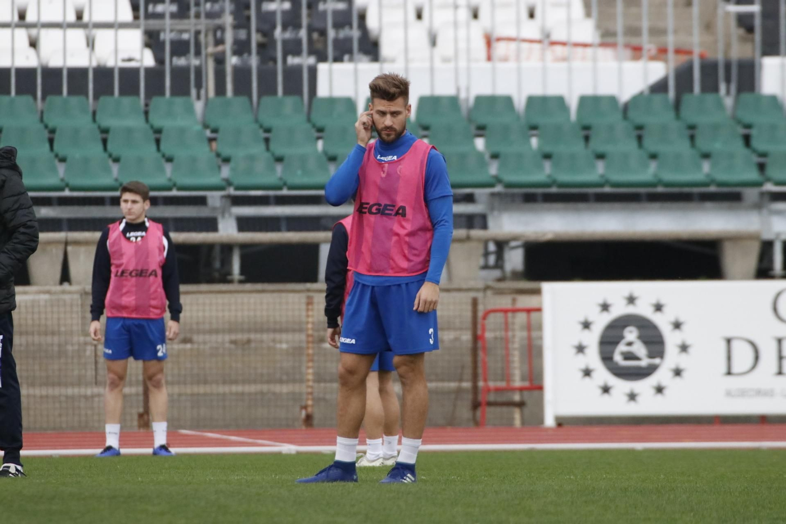 Rafa Navarro, en un entrenamiento de esta temporada con la Balona
