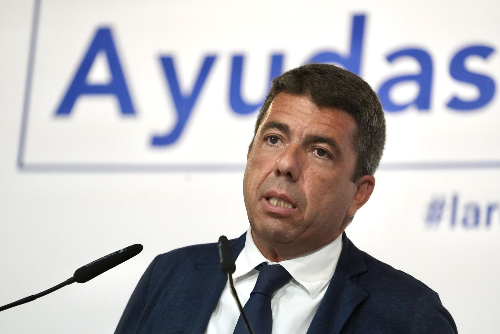 La Fiscalía apoya que la juez de la dana no cite a la mujer que comió con Mazón el día de la tragedia.