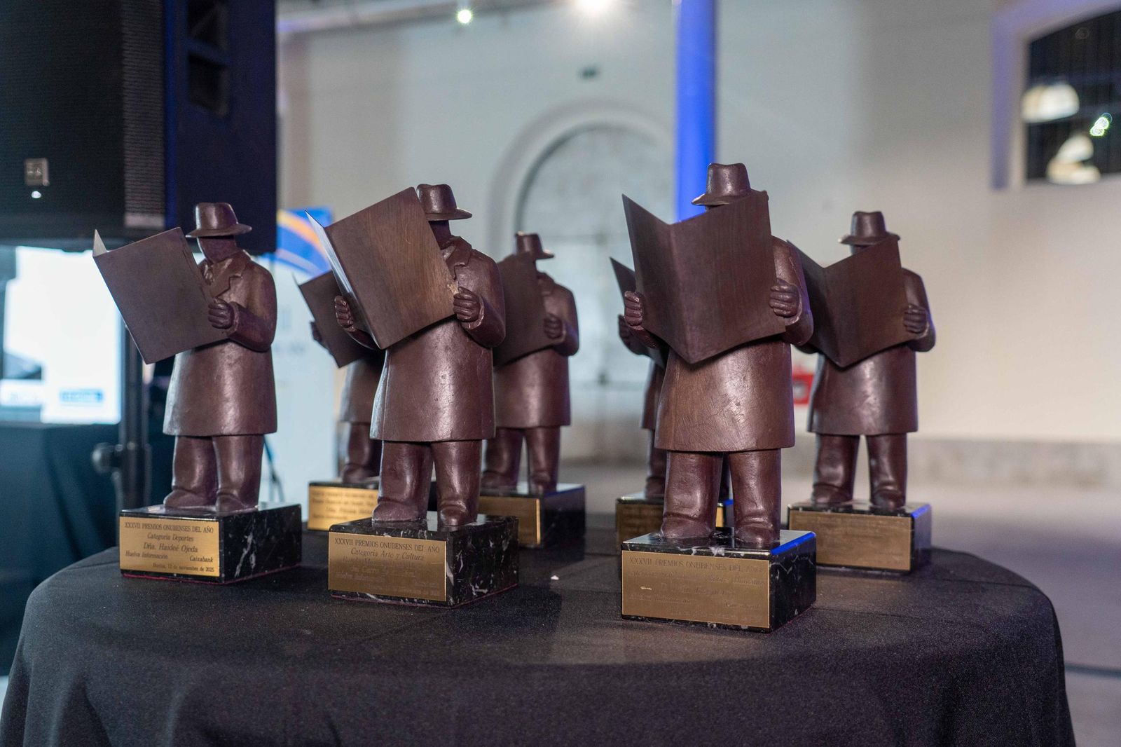 Imágenes de los invitados a la gala de los  37 premios Onubenses del Año