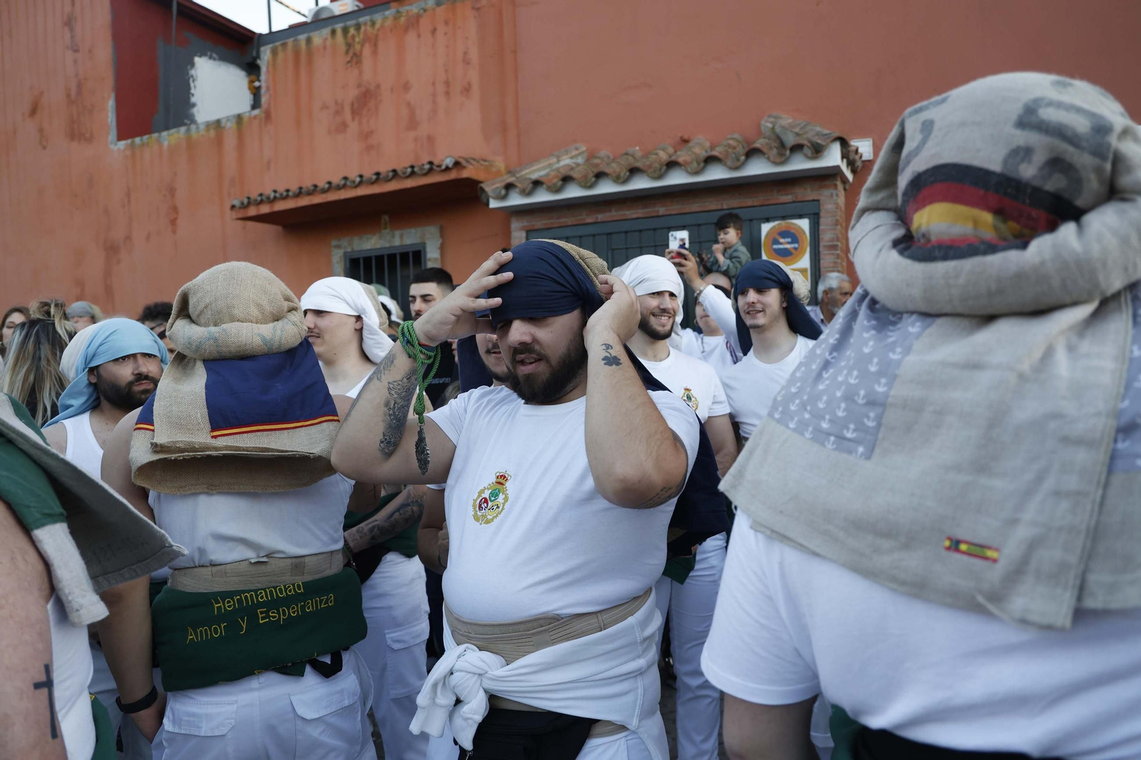 Fotos del Viernes Santo en La Línea: Cristo del Mar, Soledad y Santo Entierro, Cristo del Amor y Amargura