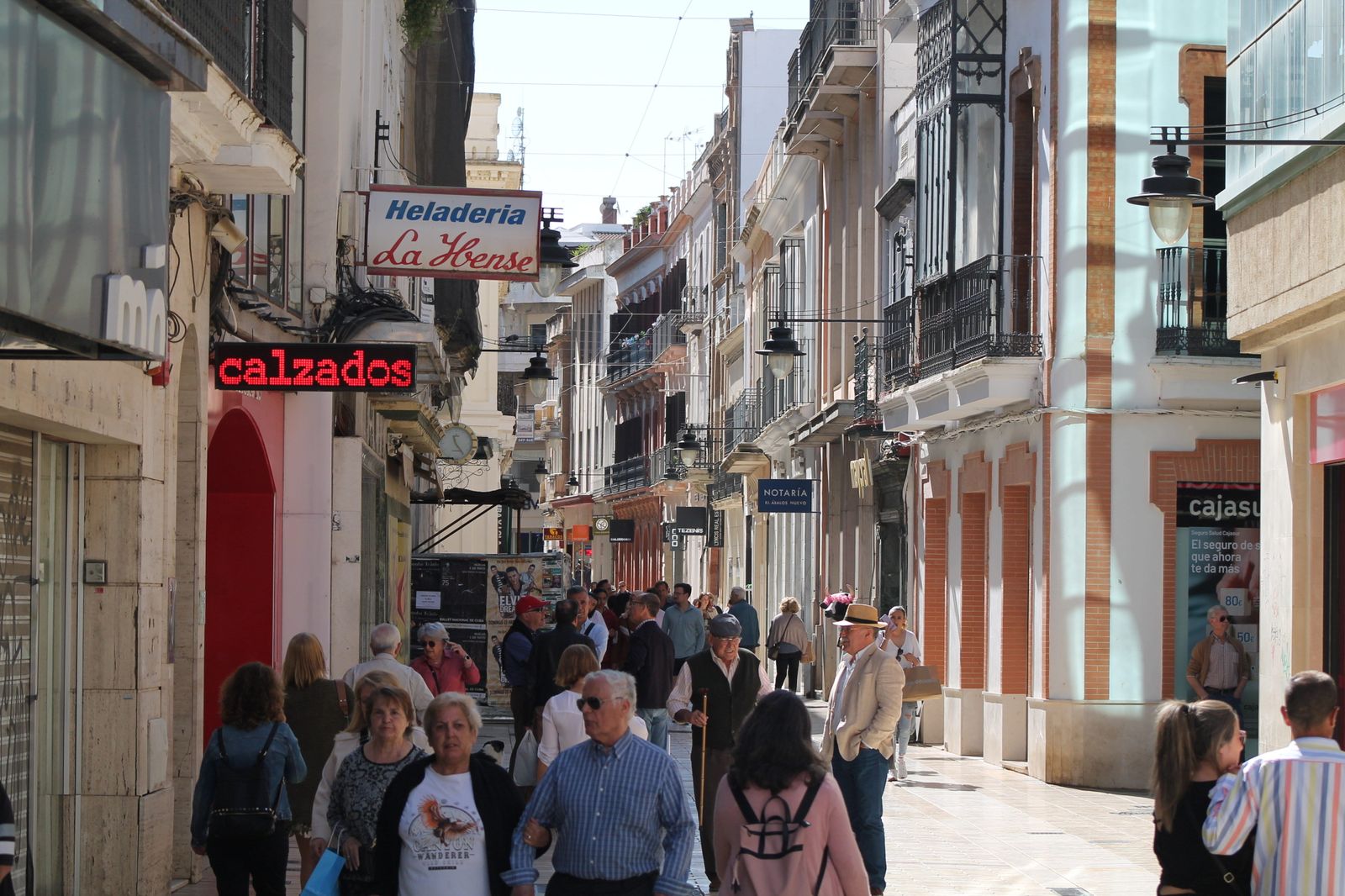 Imágenes del miércoles 19 de abril en Huelva
