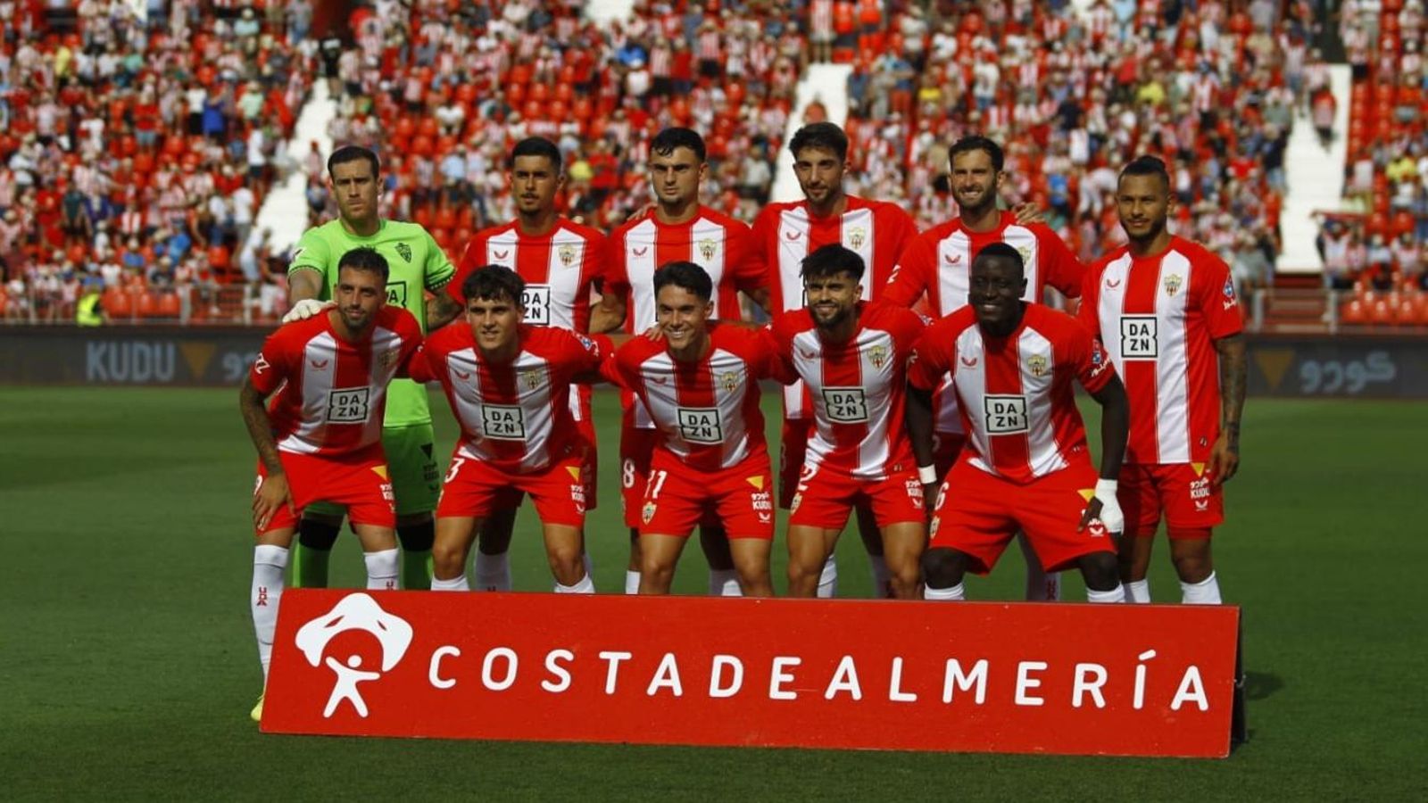 Once inicial de los rojiblancos en el duelo ante los tinerfeños.