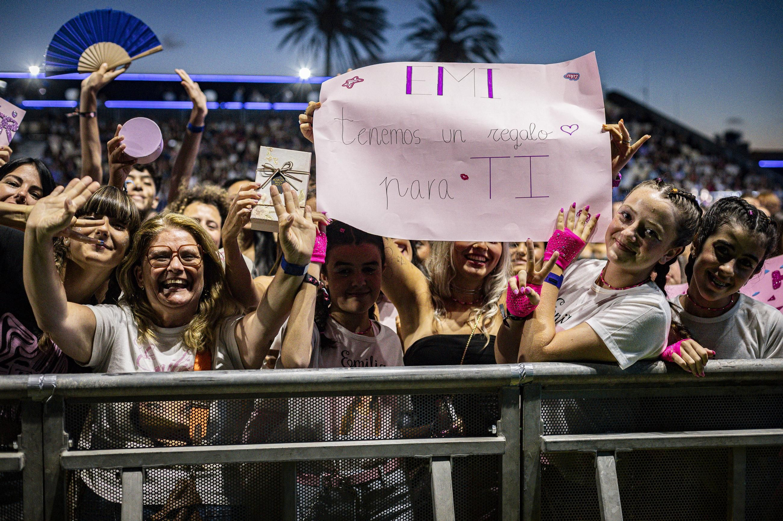 Búscate en el concierto de Emilia en el Concert Music Festival