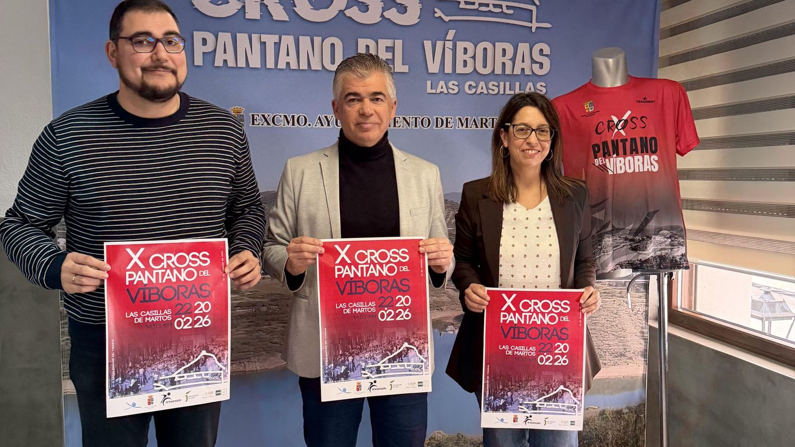 Francisco Miranda, Emilio Torres y África Colomo, en la presentación del evento.