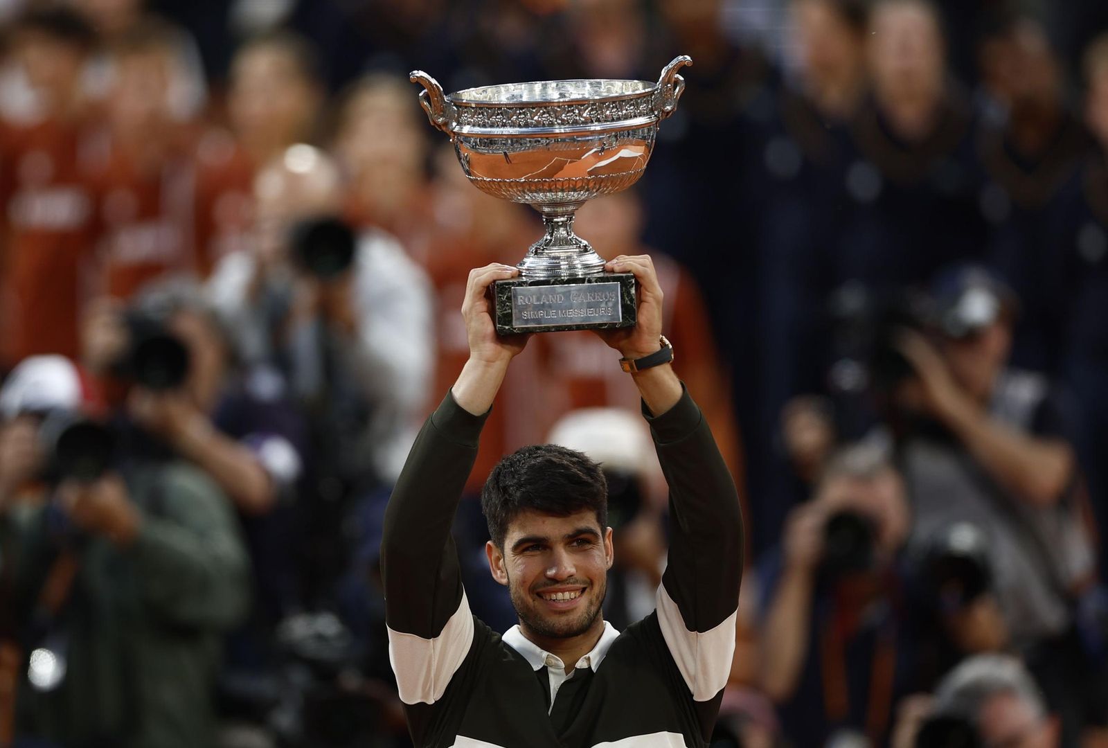Las fotos de la celebración de la victoria de Carlos Alcaraz en Roland Garros