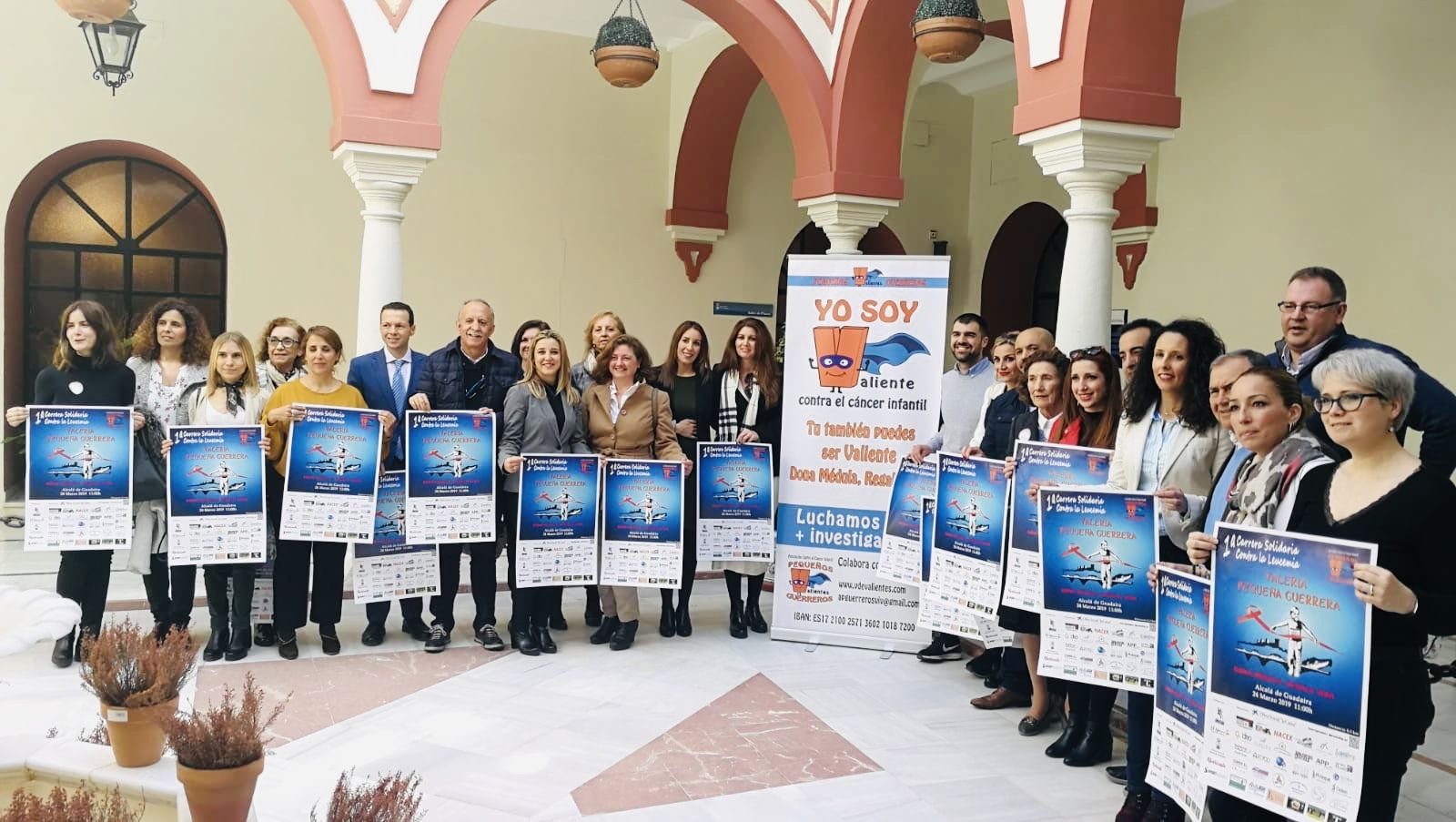 Familias, entidades y empresas implicadas, en la presentación de la asociación en Alcalá de Guadaíra.