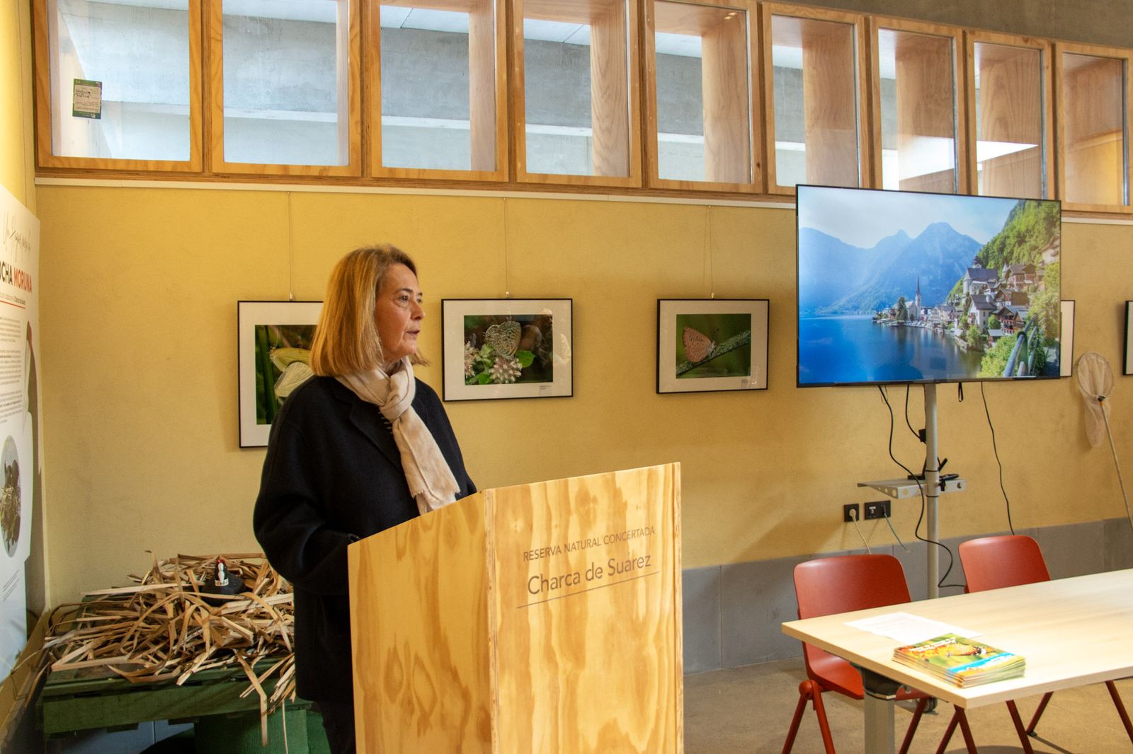 La alcaldesa de Motril durante una actividad en la Charca de Suárez