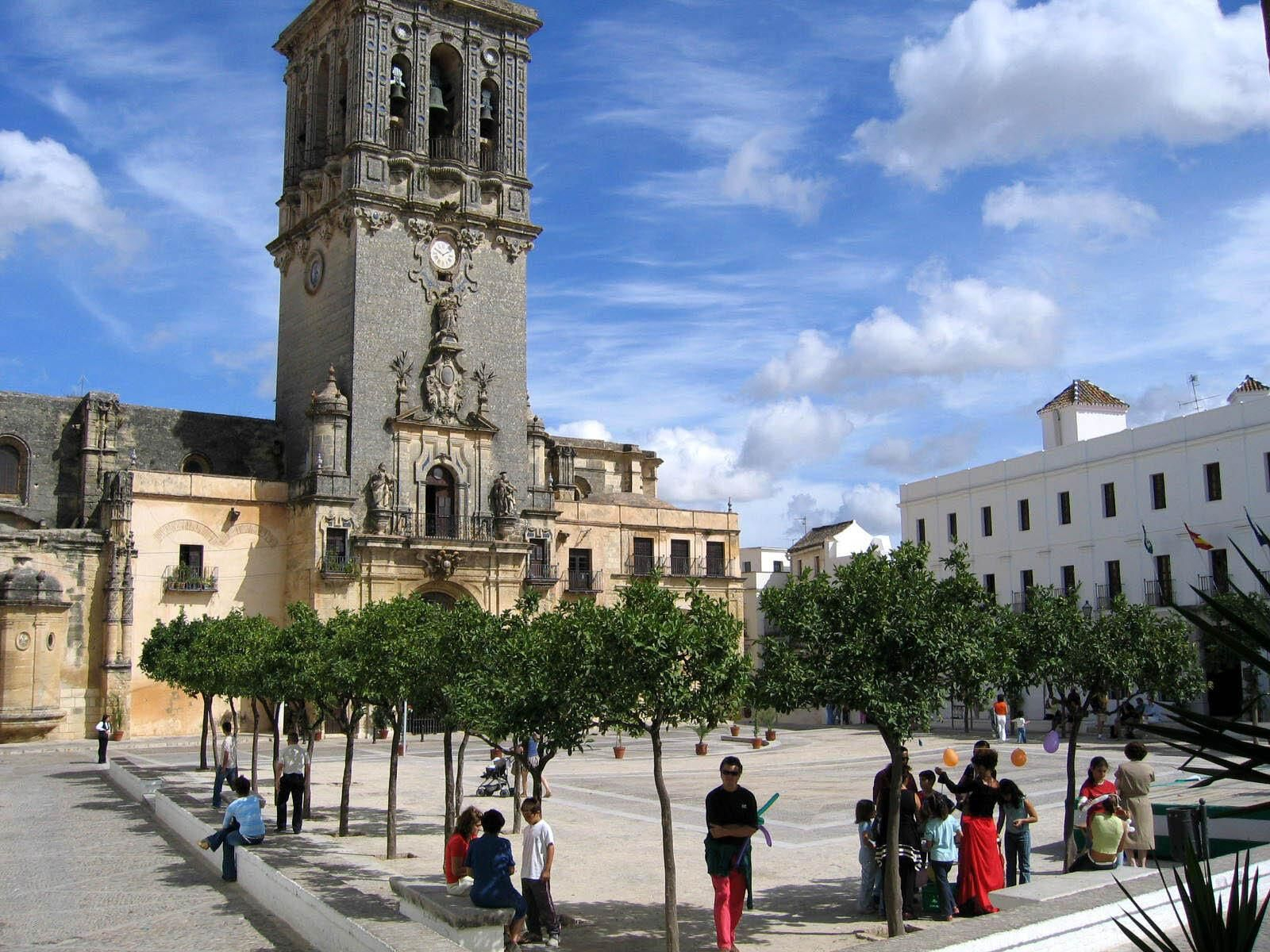 Una vista de la Plaza del Cabildo, en Arcos