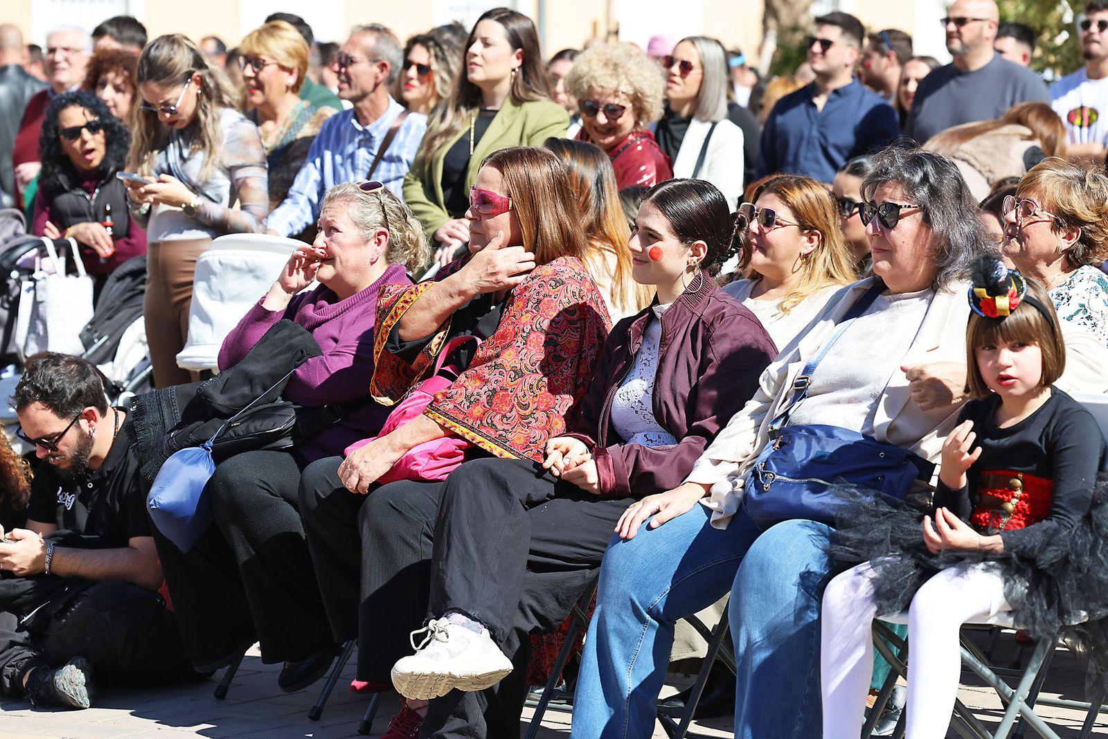 Imágenes del pregón del Caranaval Colombino 2025