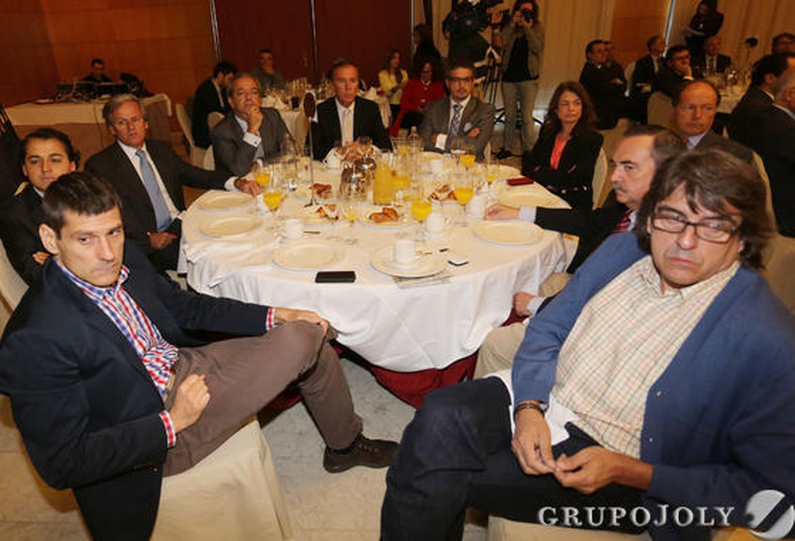 Manuel Pertiñez, David Vargas, Vicente Ortiz, Miguel Rodríguez, Carlos Martín, Manuel Jesús Luque, Macarena López de Rueda, José Poggio, Manuel Pérez y Antonio Ruiz. / Albiñana