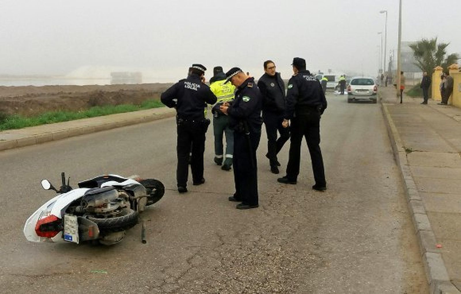 Un accidente de moto deja sin vida a dos chicas de Sanlúcar