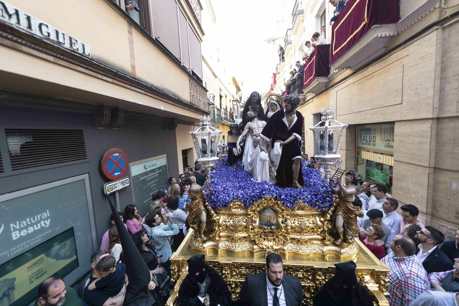Las fotografías de la Hermandad de Santa Marta