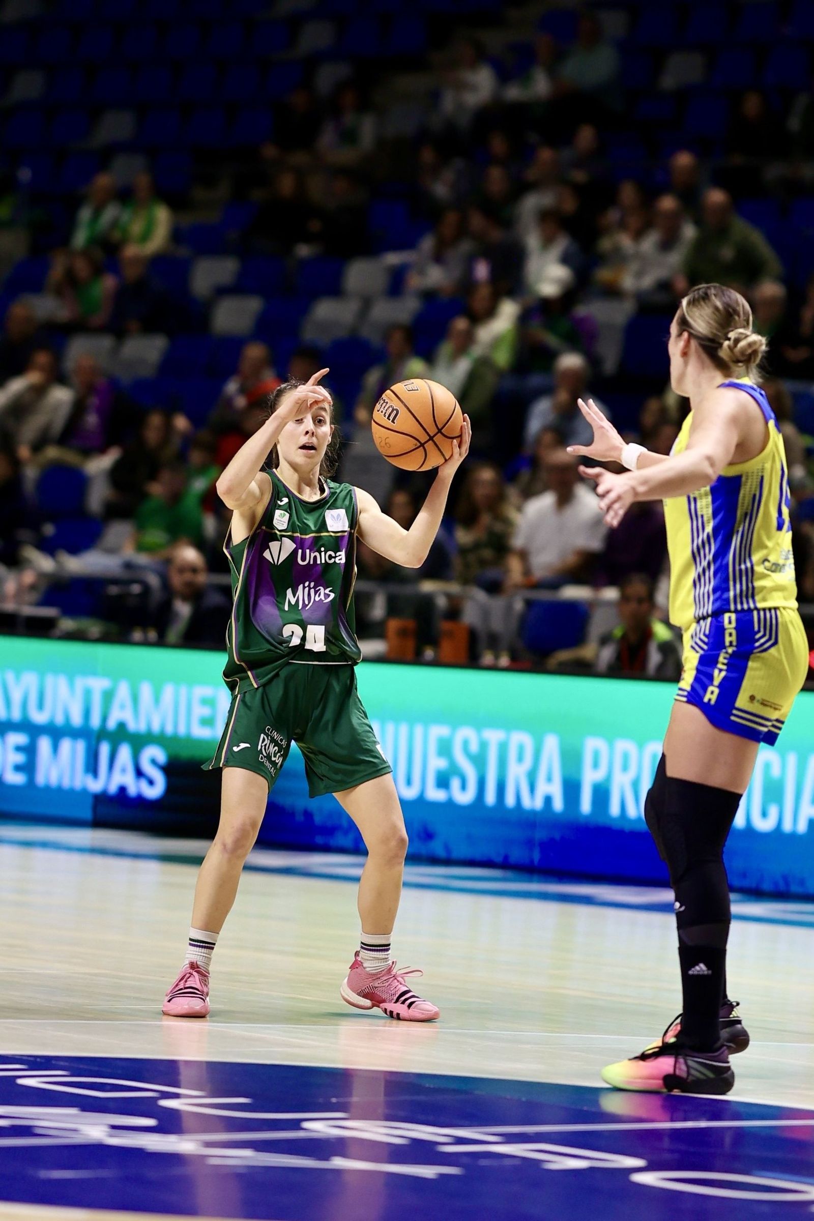 El Unicaja Mijas se da un festín en su visita al Carpena (78-46)