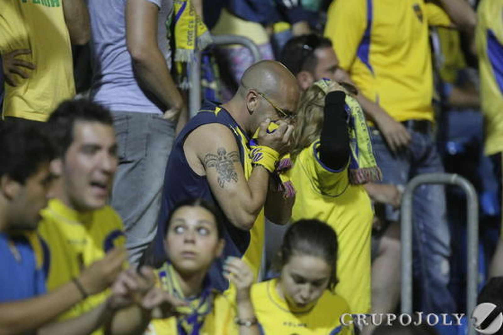Nervios en la grada con el fallo del colombiano. 

Foto: Julio Gonzalez