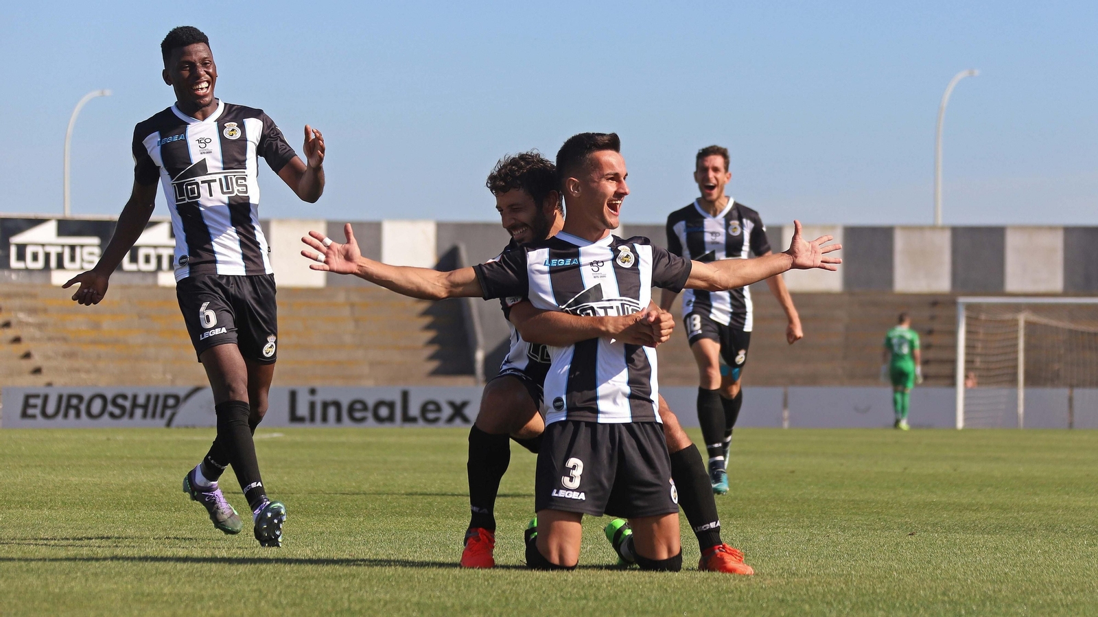 Las mejores fotos del Balona - Sevilla Atlético