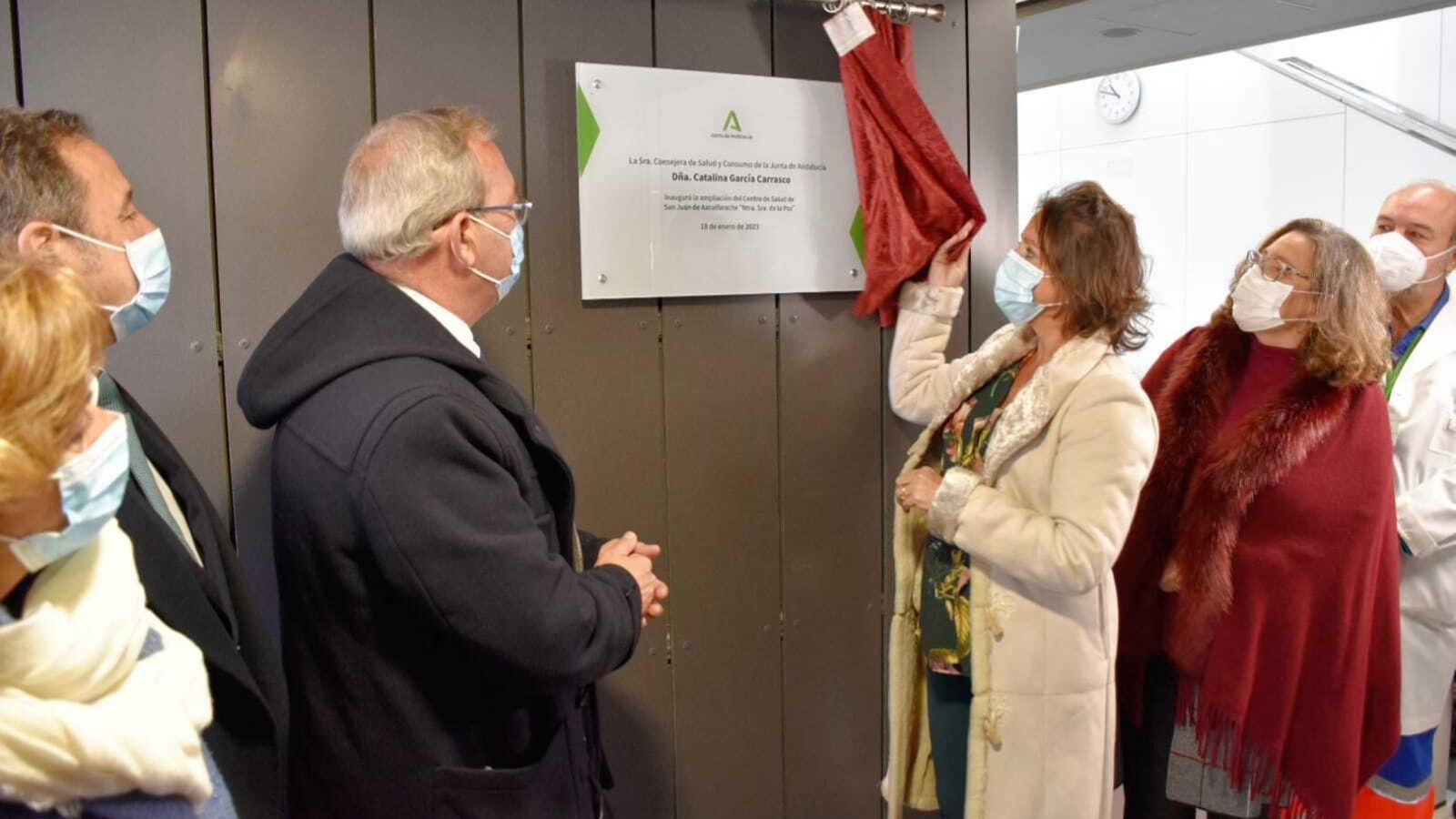 La inauguración de las ampliación del centro de salud por Catalina García.