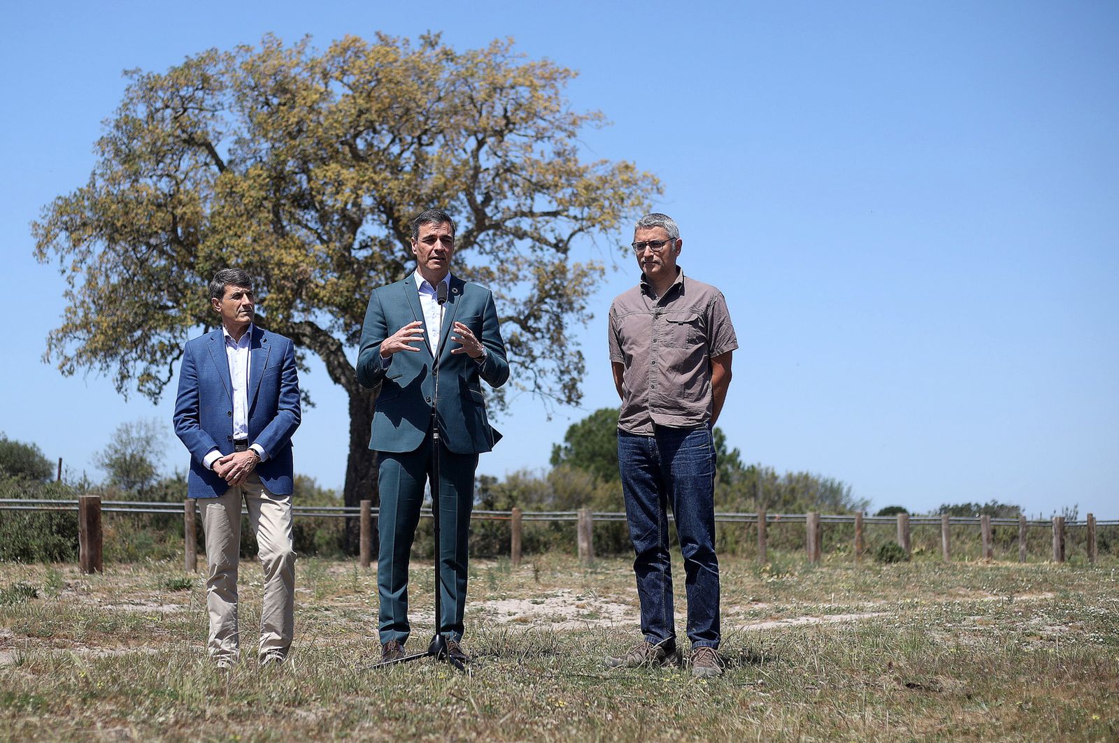 Imágenes de la visita de Pedro Sánchez a Doñana