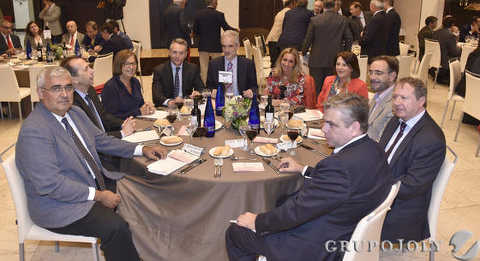 Antonio Ramírez de Arellano, José Antonio Carrizosa, Adelaida de la Calle, José Joly, Aquilino Alonso, Beatriz Perales, María José Sánchez Rubio, Felipe López, Juan Cano Bueso y Diego Prieto. / Reportaje gráfico: Juan Carlos Vázquez y Victoria Hidalgo