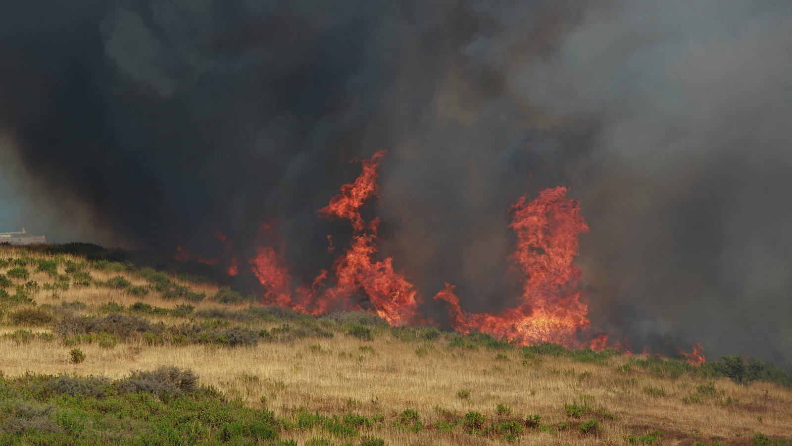 Incendio en la barriada de El Cobre