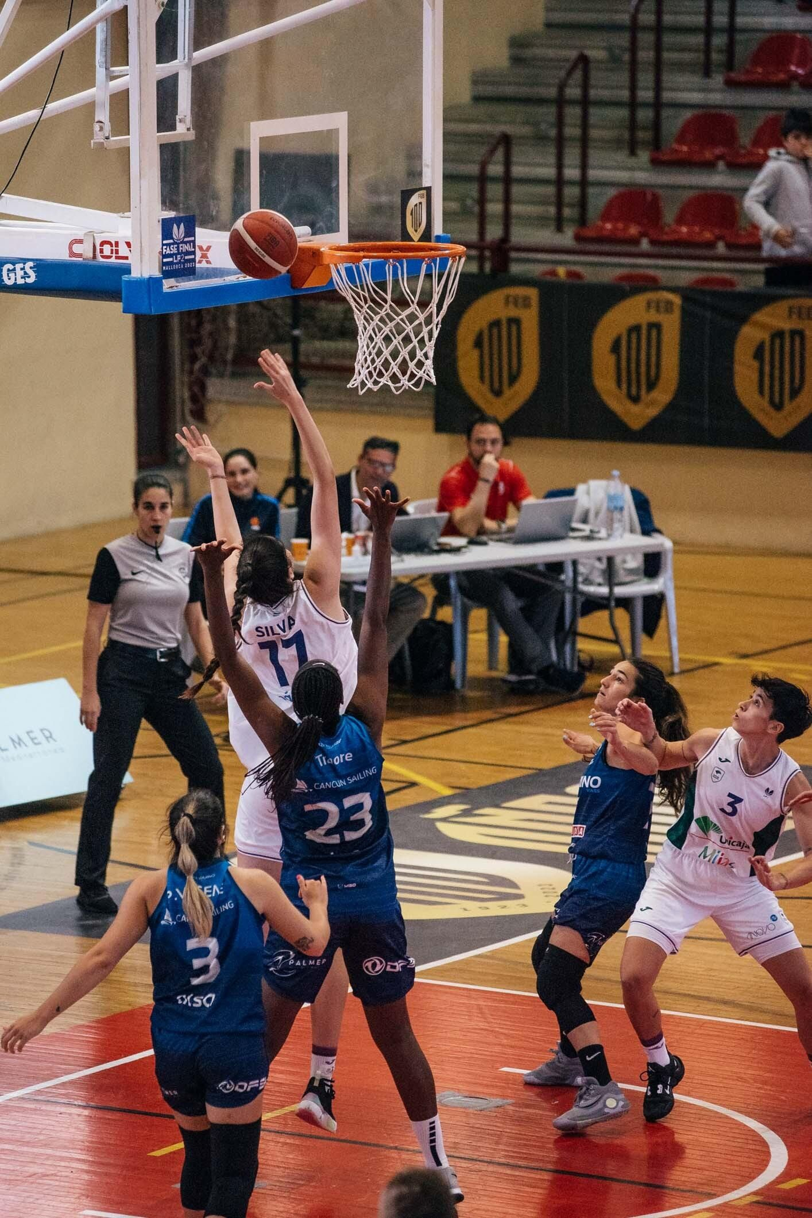 El Unicaja-Azul Marino Viajes Mallorca, en fotos
