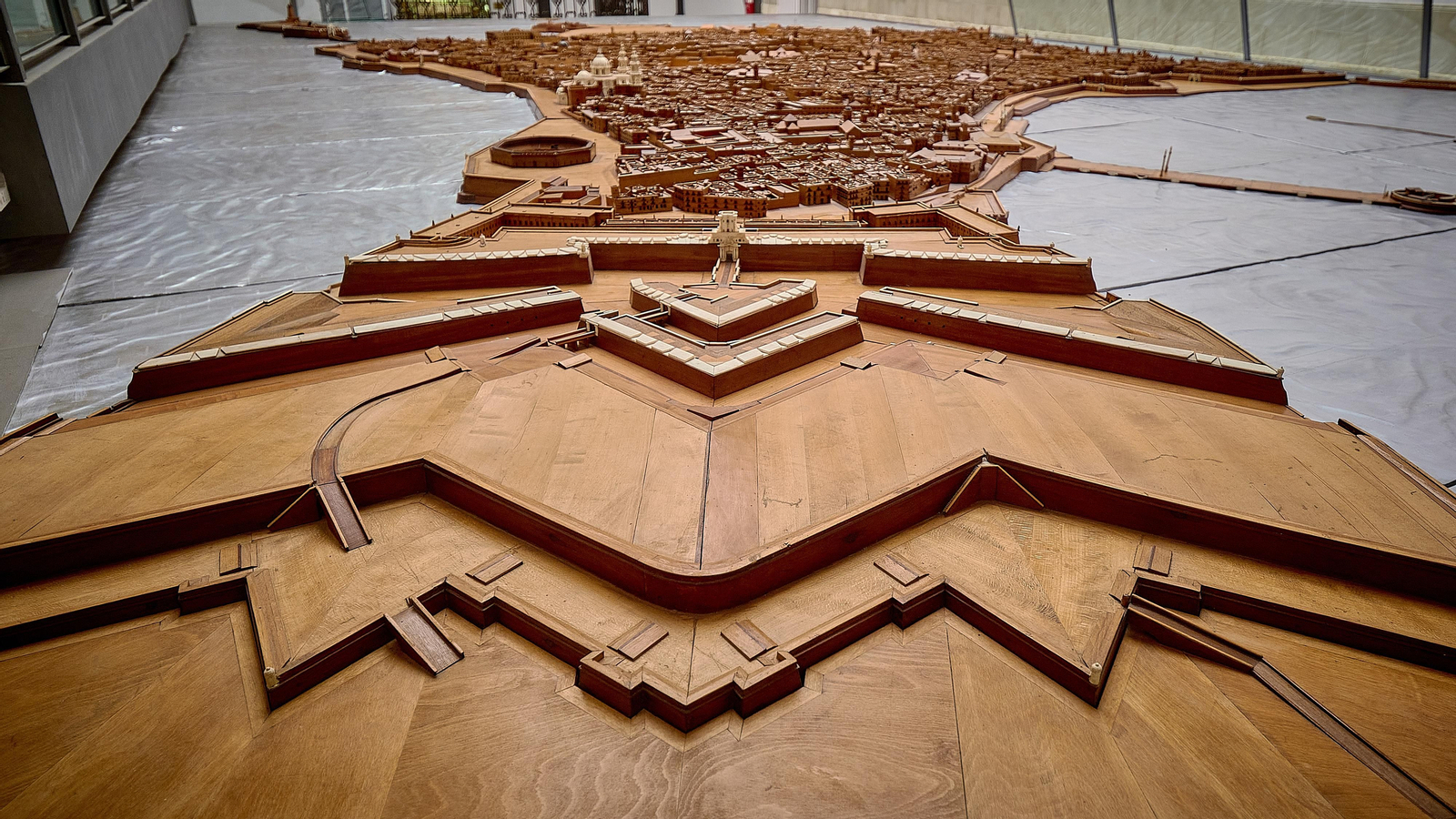 La Puerta de Tierra Maqueta de Cádiz en el Museo de Las Cortes