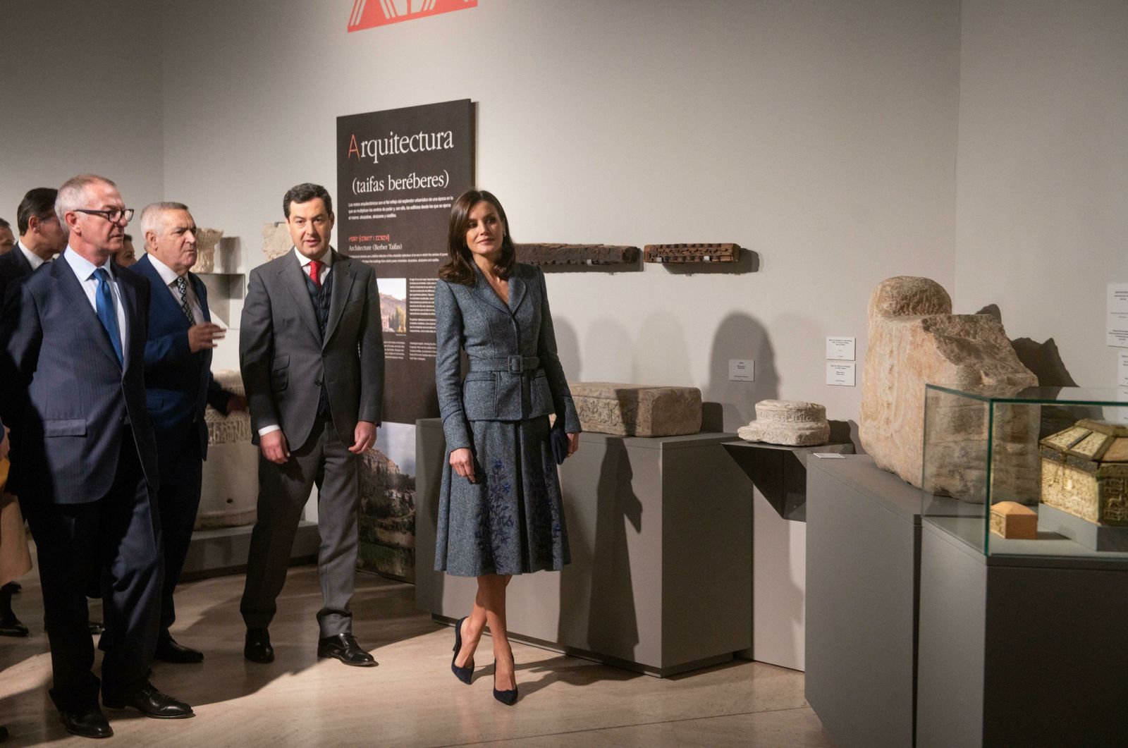 La visita de la reina Letizia, en imágenes