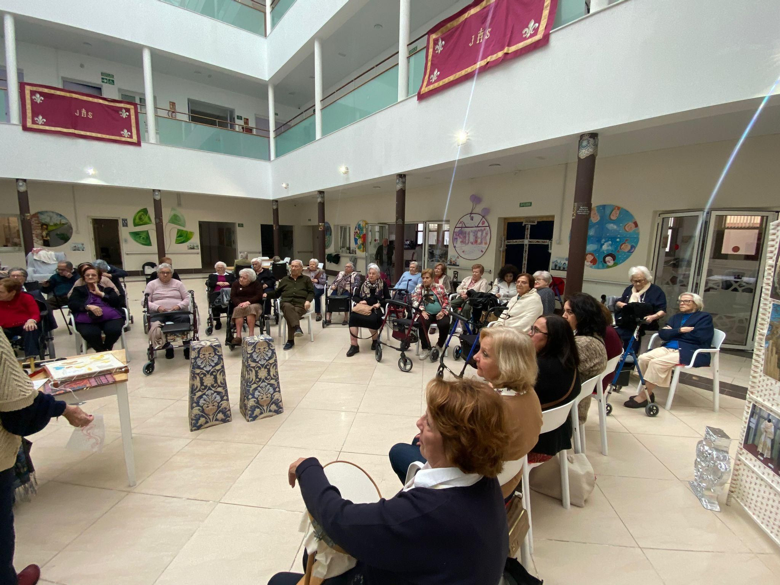 Fotos de las actividades de Cuaresma en el centro de mayores de Asansull de La Línea