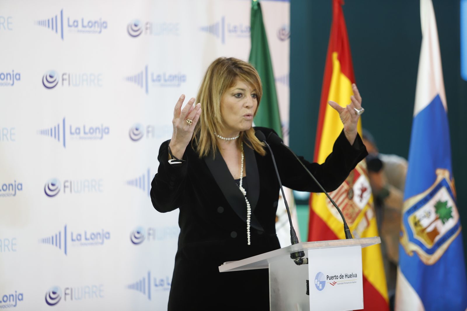 Imágenes del  acto de inauguración del nodo de innovación tecnológica 'La lonja de la Innovación' del Puerto de Huelva