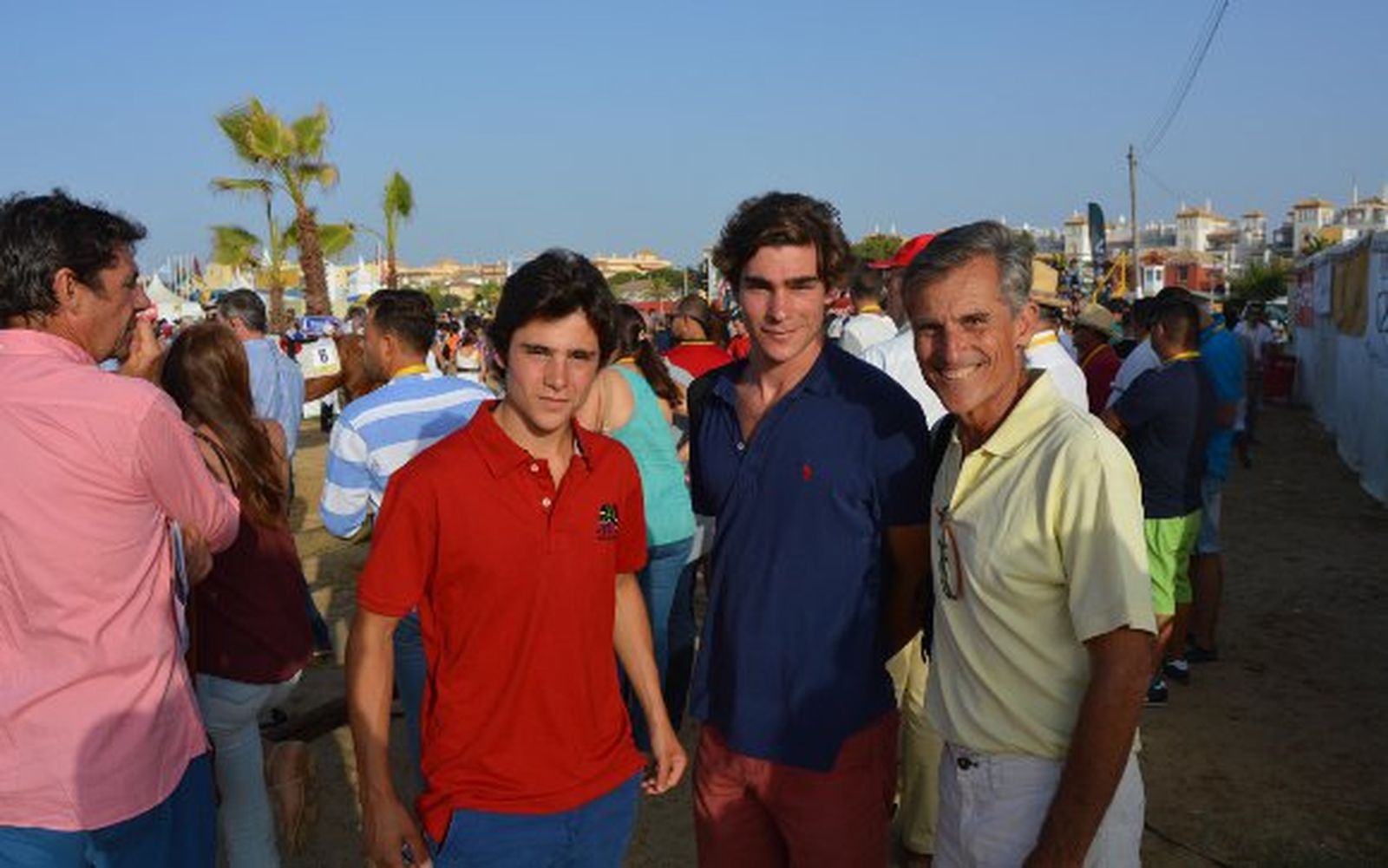 El jinete Ignacio Melgarejo con Borja y Roberto Melgarejo.

Foto: Ignacio Casas de Ciria