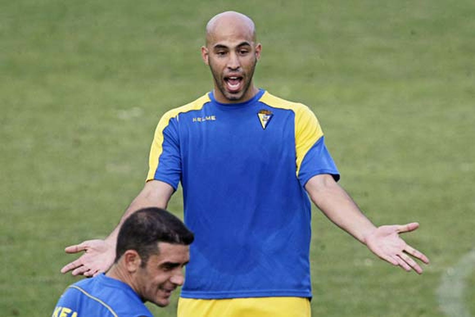 "Aquí no vale otra cosa que no sea ascender y quedar primeros"