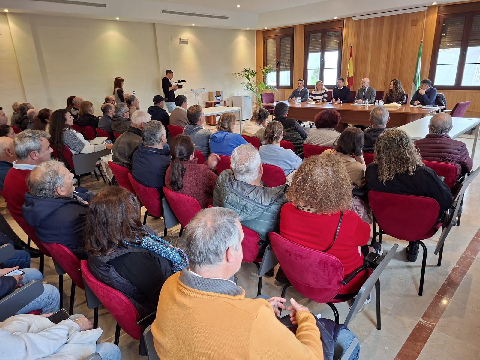 La reunión mantenida en la Tenencia de Alcaldía de El Secadero.