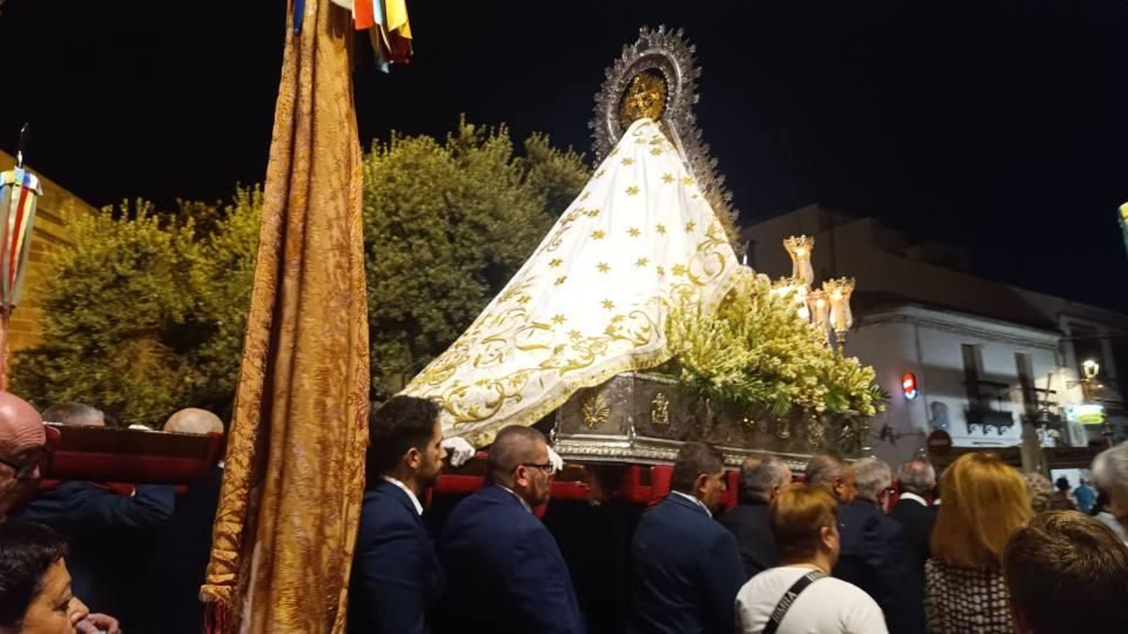 Procesión de la Virgen de la Estrella en Villa del Río.