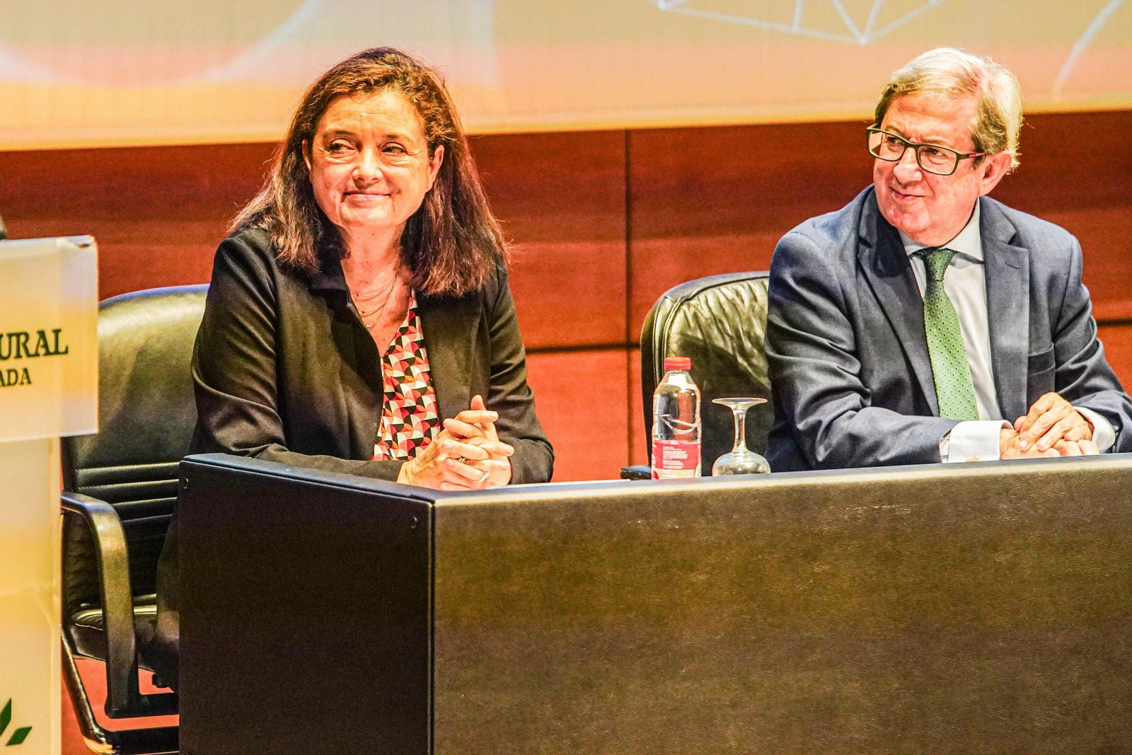 Galería | Así ha sido galardonada Mercedes Ricote con el premio Ciencias de la Salud Fundación Caja Rural Granada