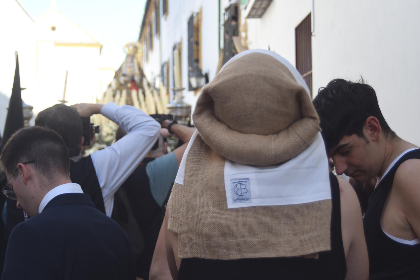 La procesión de los Dolores en este Viernes Santo de Córdoba, en imágenes
