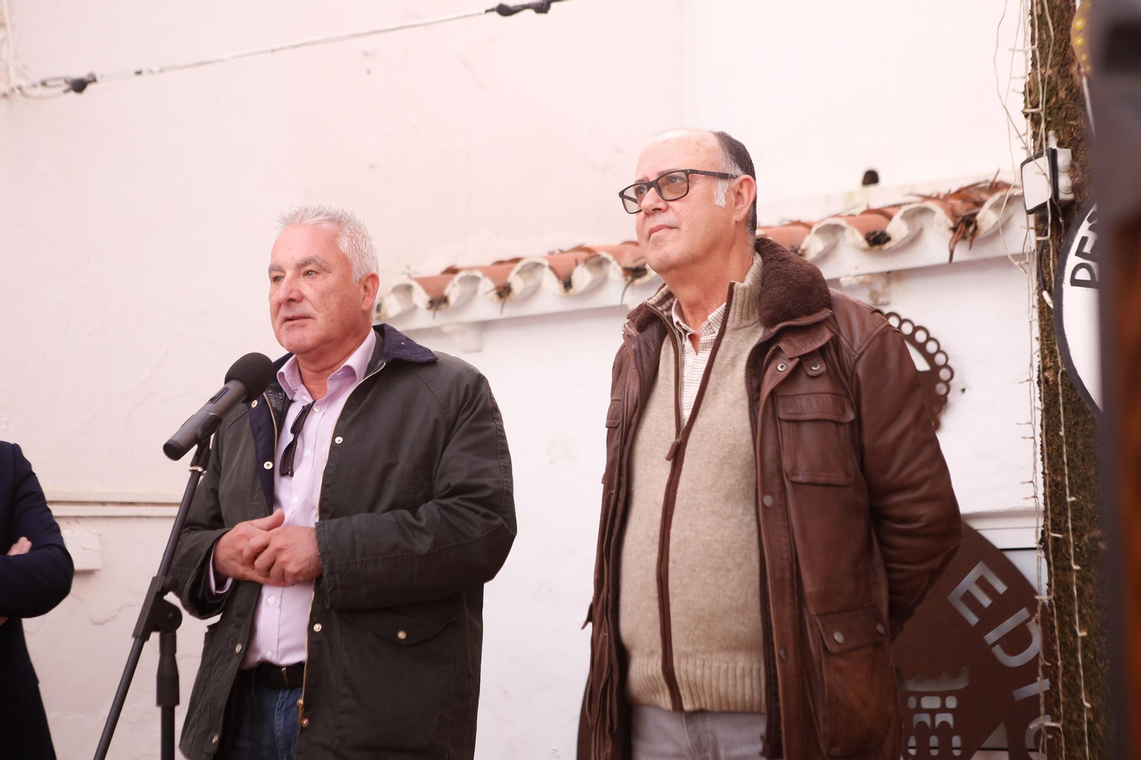 Las fotos de la entrega de medallas de la Asociación Fuerte de Santa Bárbara a la Peña Balona y Julio Vega