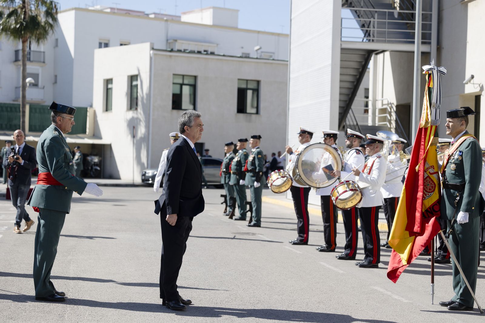 Toma de posesión del coronel Luis Martín Velasco como jefe de la Comandancia de la Guardia Civil  de Cádiz