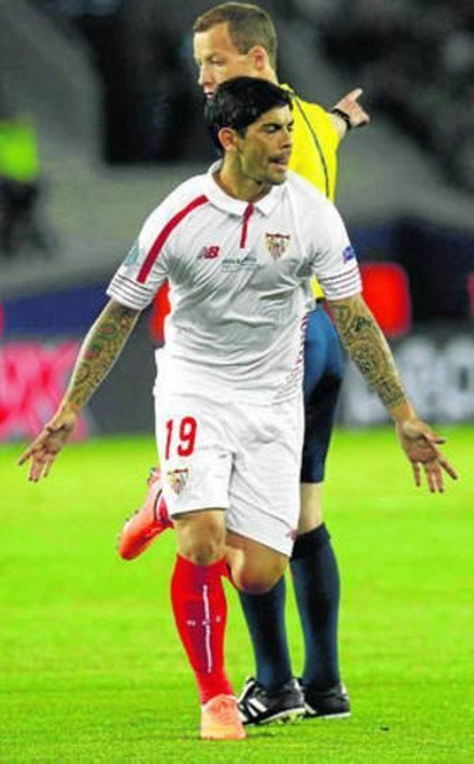 Banega celebra el gol al Barcelona en su primer partido oficial de este curso, la Supercopa de Europa.