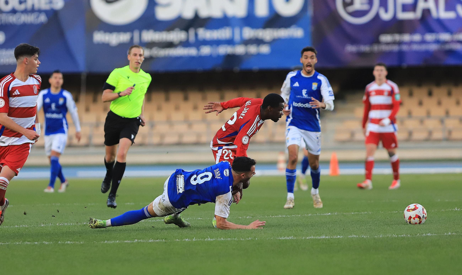 Imágenes del partido entre el Xerez CD - Recreativo Granada en Chapín
